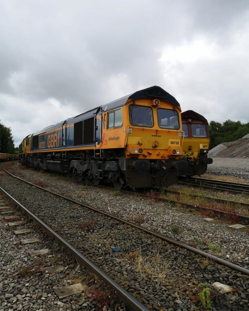 Robin Price on Train Siding: #lineside #depot #train #diesel #trainspotting here is a few pics of #Westbury today. #station #photo #freighttrain #mendipstone