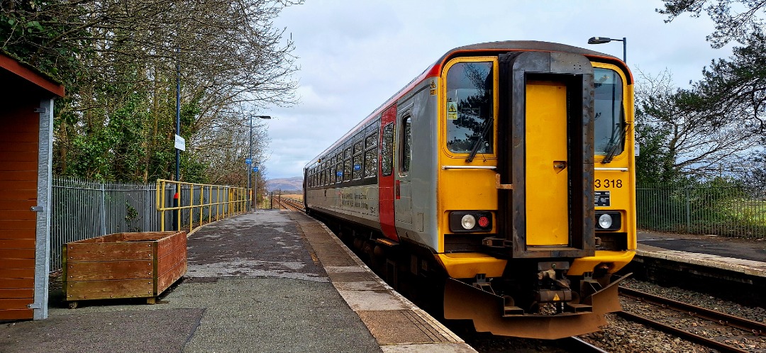 Guard_Amos on Train Siding: Pictures from a round trip through Wales come from Crewe, Hereford, Swansea, Llangennech, Llanwrtyd, Llandrindod and Shrewsbury
(19th March...