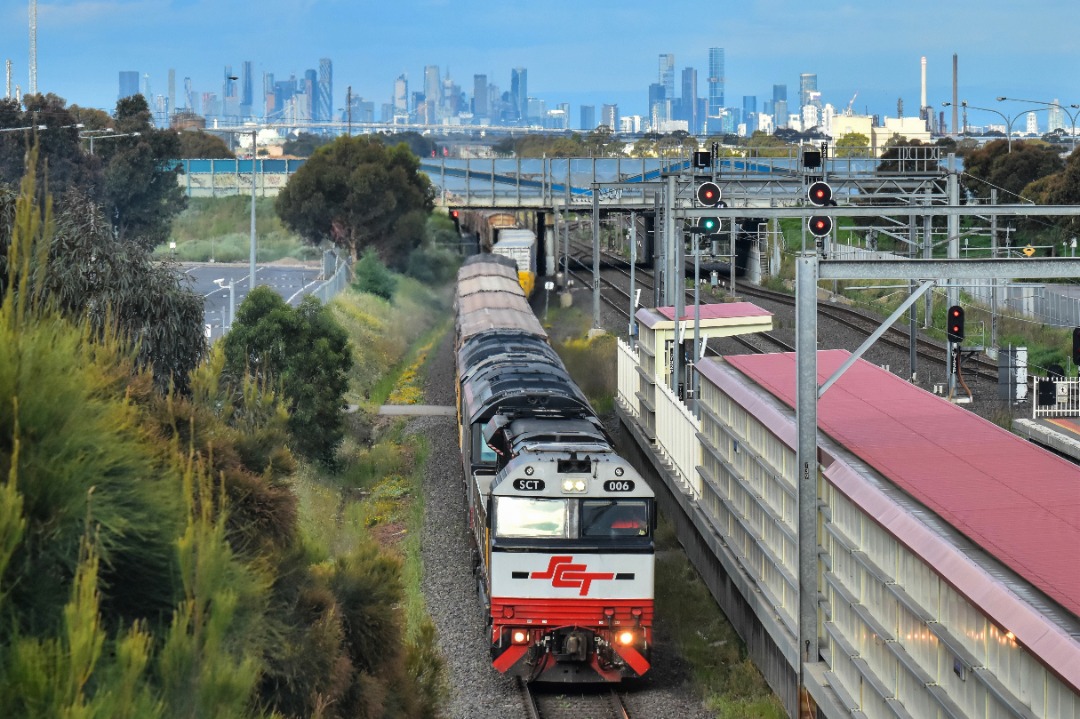 Shawn Stutsel on Train Siding: SCT's SCT006, CSR014 and CSR005, crawl there way out of the SCT Laverton Yards, pass Laverton Station, Melbourne with
1MP9,...