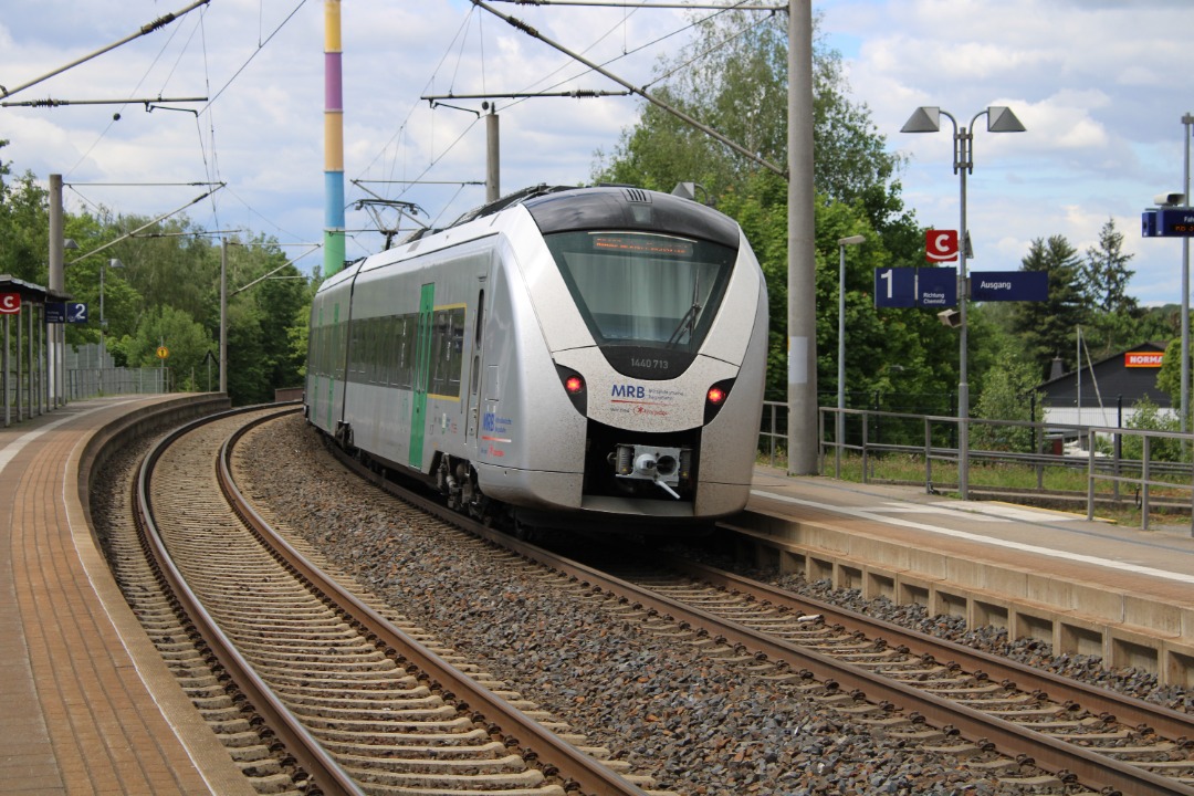 Emilian on Train Siding: This is an Alstom Coradia Continental or Br 1440 from the Mitteldeutsche Regiobahn. Nobody likes this train and the MRB/Transdev.