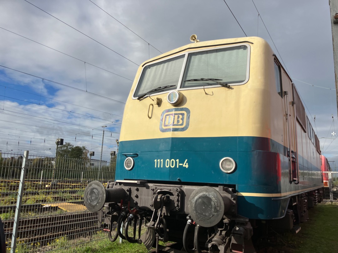 Hallo on Train Siding: Ik ben vandaag naar het dbmuseum in koblenz geweest heb paar treinen gefotografeerd (niet mijn beste foto's)