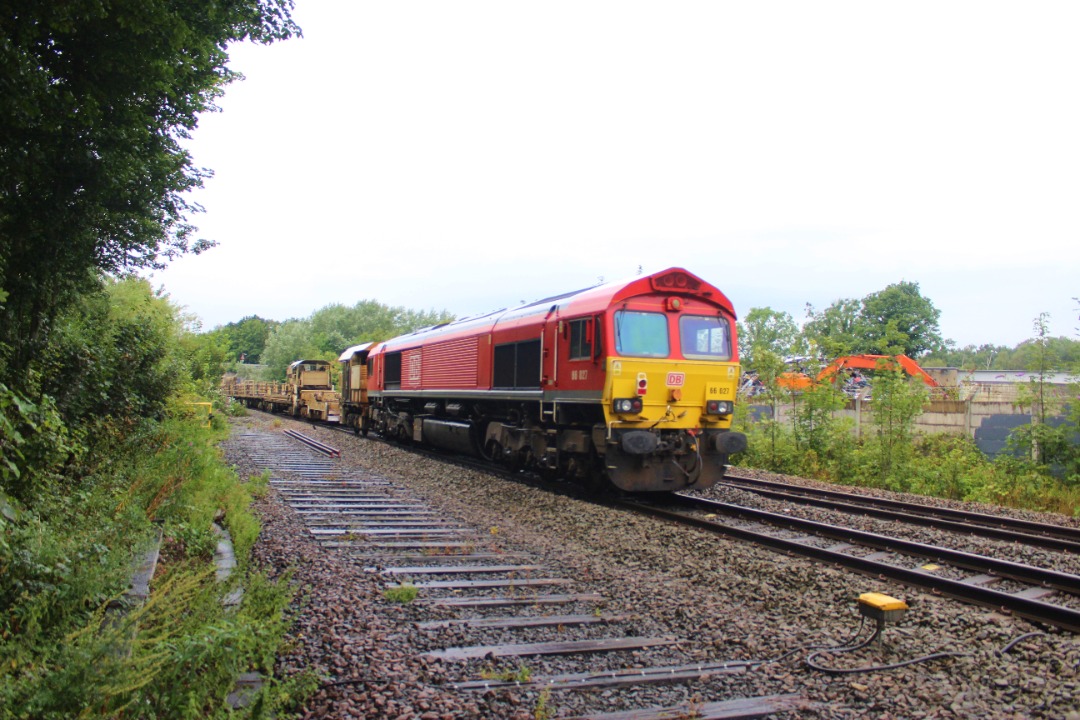 Jamie Armstrong on Train Siding: 66778 with 66027 on the rear working 6Z75 Toton North Yard - Chaddesden Curve seen at Megaloughton Lane foot crossing Spondon ,
Derby...
