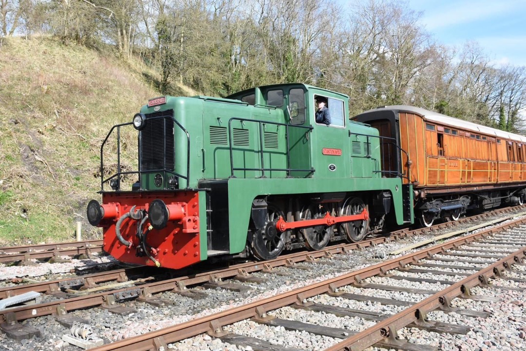 Inter City Railway Society on Train Siding: Stanton No.50 (Yorkshire 0-6-0DE Works no. 2670 built 1958) at Stainmore Railway