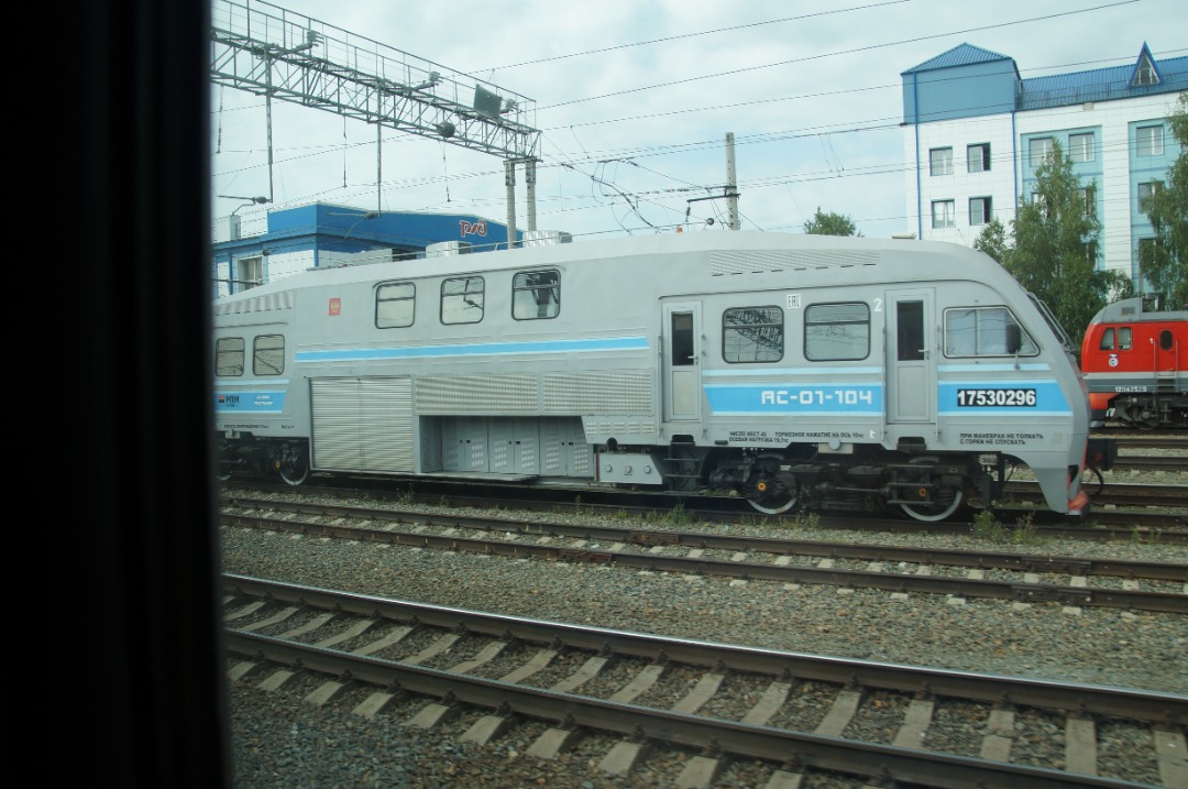 myaroslav on Train Siding: Another type of service vehicles, this time diesel-powered and factory produced. The humpy layout provides convenient storage of
instrument,...