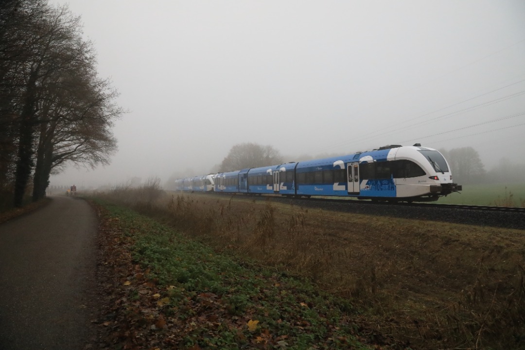 Christiaan Blokhorst on Train Siding: Arriva has been operating the Zutphen Oldenzaal route since December 10. Spotted these gtws on a fogy morning