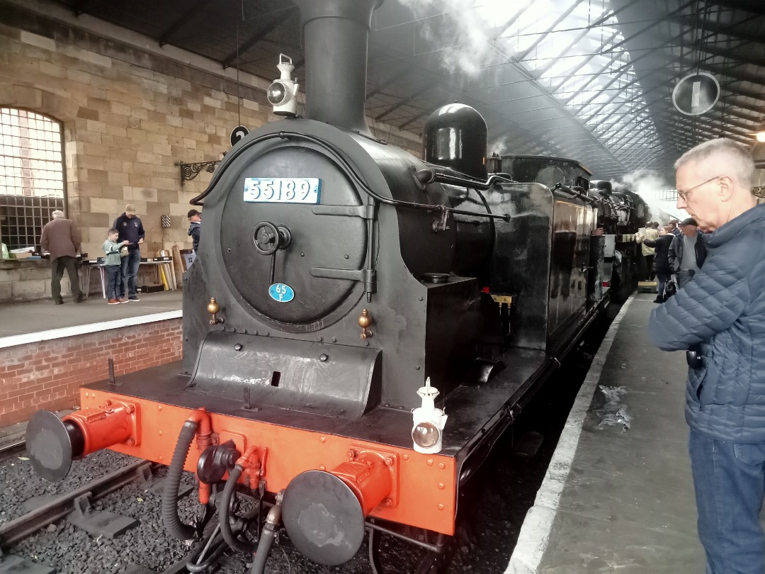 LucasTrains on Train Siding: The final day of the NYMR 50th Anniversary Gala is here, I have a collected many photos and videos over the day and I am here to
share it.
