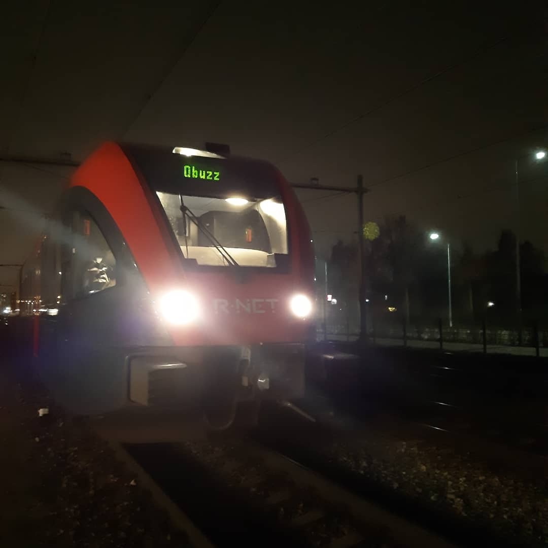 Sydney Heus on Train Siding: Qbuzz GTW 6351 ready @ Blerick for the Journey back to Dordrecht. On Friday 14 January 2022 #work #trainspotting #train #emu #gtw