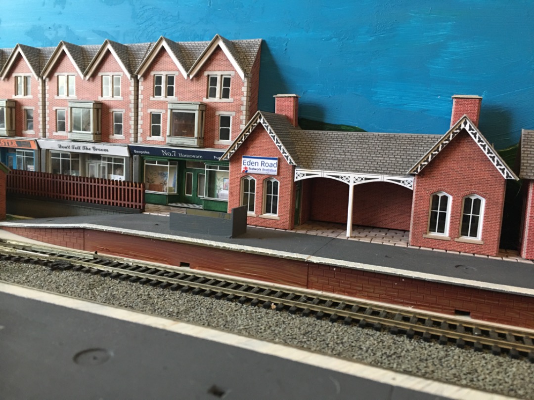 Mista Matthews on Train Siding: The covid got me... So what do you do during isolation? Start building a new layout of course! Just a small one this time. Built
on a...