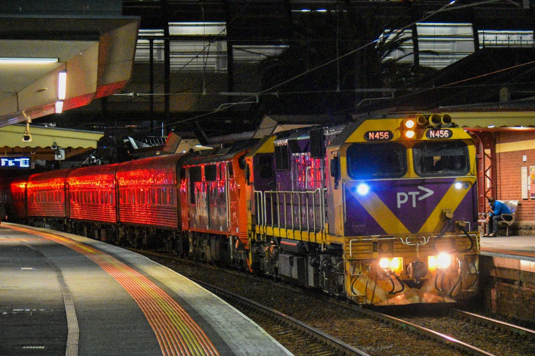 Shawn Stutsel on Train Siding: V/Lines N456 and A66 rumbles through Footscray Station, Melbourne with a Passenger Car transfer, running as 8590 to Southern
Cross for a...