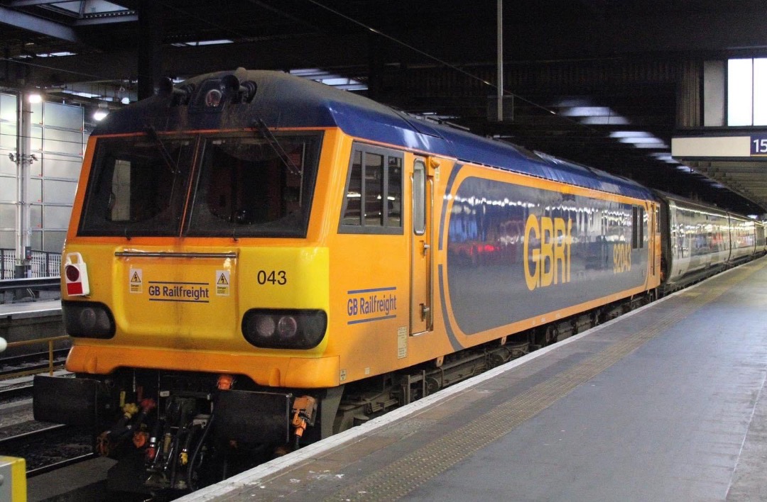 Inter City Railway Society on Train Siding: GBRf Class 92 no.92043 at the buffer stops in Euston Station on the 7th of December 2019.