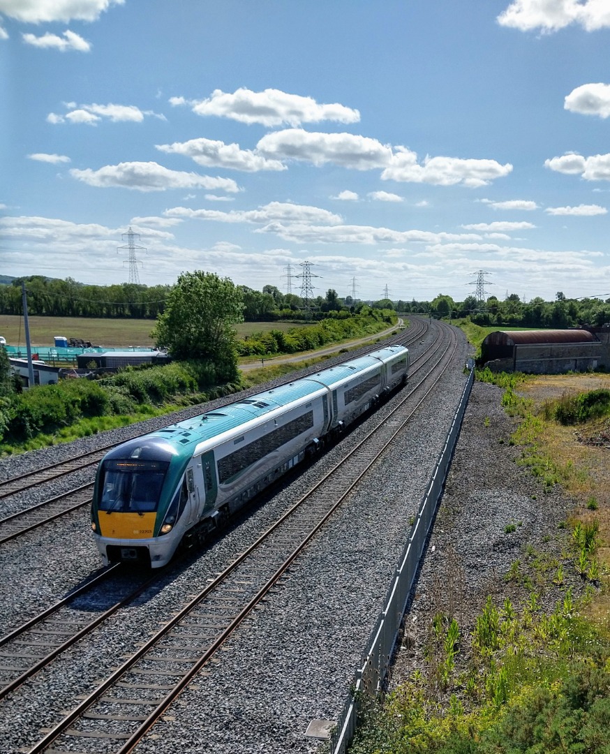 kennystu on Train Siding: Some more 22000 class InterCity Railcar, on the Kildare line this time. Used for commuter services on this line as well. #train
#diesel #dmu