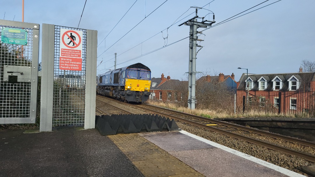 westmidlandstransport on Train Siding: Saw "The Meal Deal Express"/Tesco Train run by 66431 at Selly Oak, then saw 43480 + 43484 + 43465 + 43468
running 5Z43 1254...