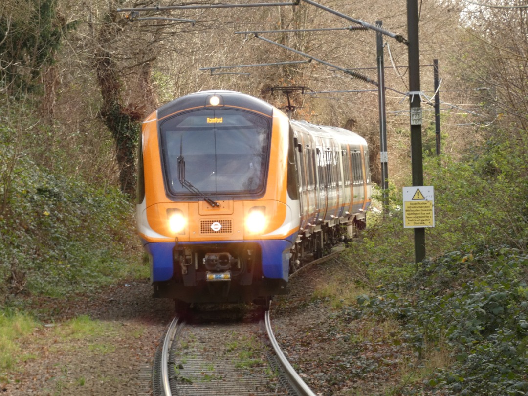 Jacobs Train Videos on Train Siding: A unknown Class 710 is seen pulling into Emerson Park station working a London Overground service to Romford