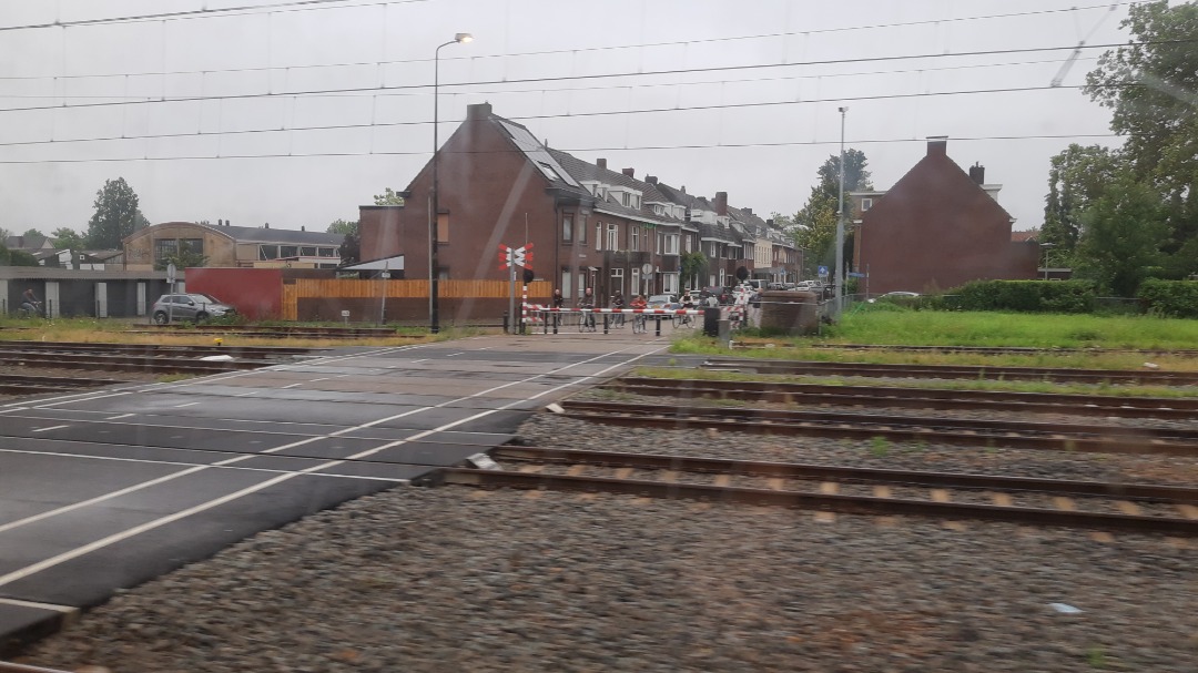 Arthur de Vries on Train Siding: EBO in Roermond. The only level crossing in the Netherlands that is operated manually from the traffic control center. All
other level...