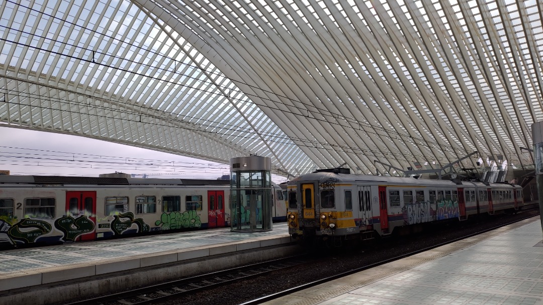 Interrail Addict on Train Siding: 🇧🇪 NMBS/SNCB 🇧🇪 MS70JH Nr. 644 at 🇧🇪 Liège-Guillemins (August 2021)