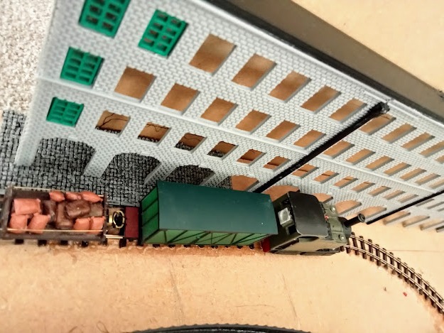Larnswick UK on Train Siding: Working on the 3d Printed warehouse and cobbles on the 009 #modelrailway today. #scenery #narrowgauge