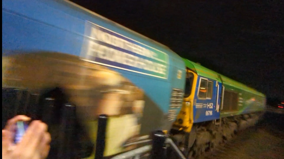 Ben Lock on Train Siding: #trainspotting #train #station #class66 66796 "The Green Progressor" (Ex 561-01) 4M09 1628 Drax Aes (Gbrf) to Liverpool
Biomass Tml Gbf