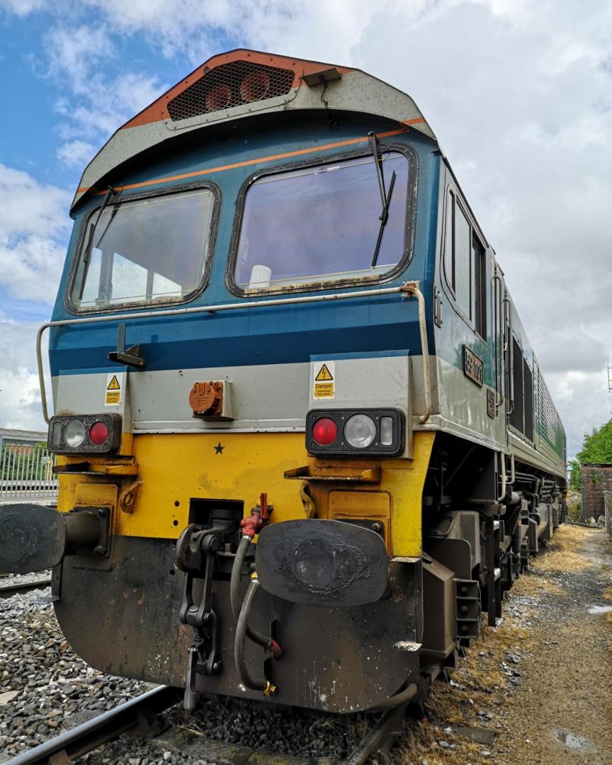 Robin Price on Train Siding: #trainspotting #train #diesel #station #depot #tmd here is a few more from Westbury today. #lineside #photo