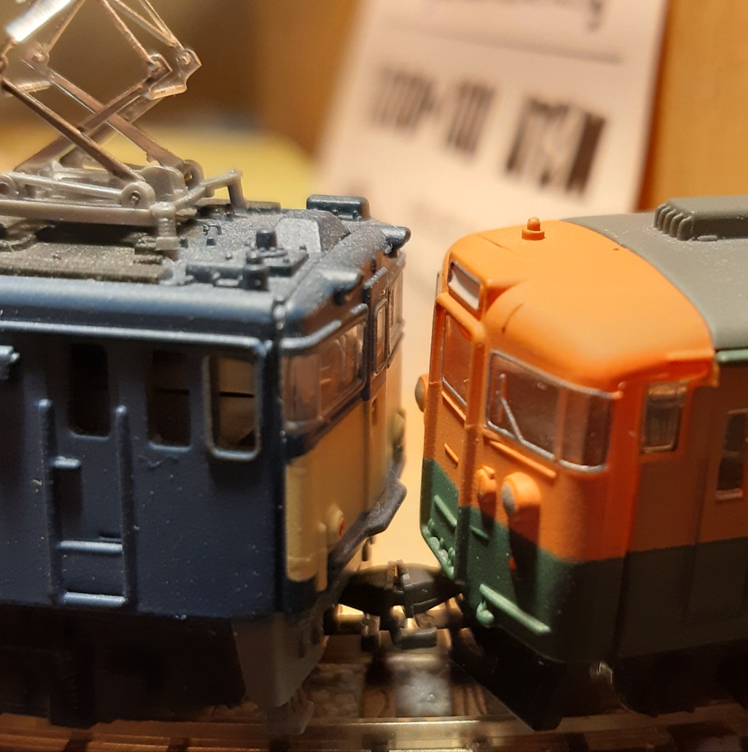 Dinosbacsi on Train Siding: Got a new set of Bandai T bogeys, so temporarily the 165 series got them. It will get Kato bogeys and power unit in the future, and
my...