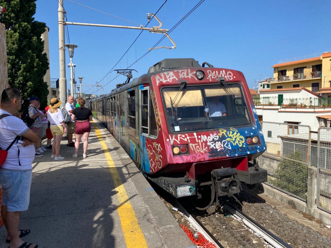 Bradshaw_matthew on Train Siding: Unit 064 at the head of a Sorrento-Naples service on the narrow gauge Circumvesuviana network at San Agnello