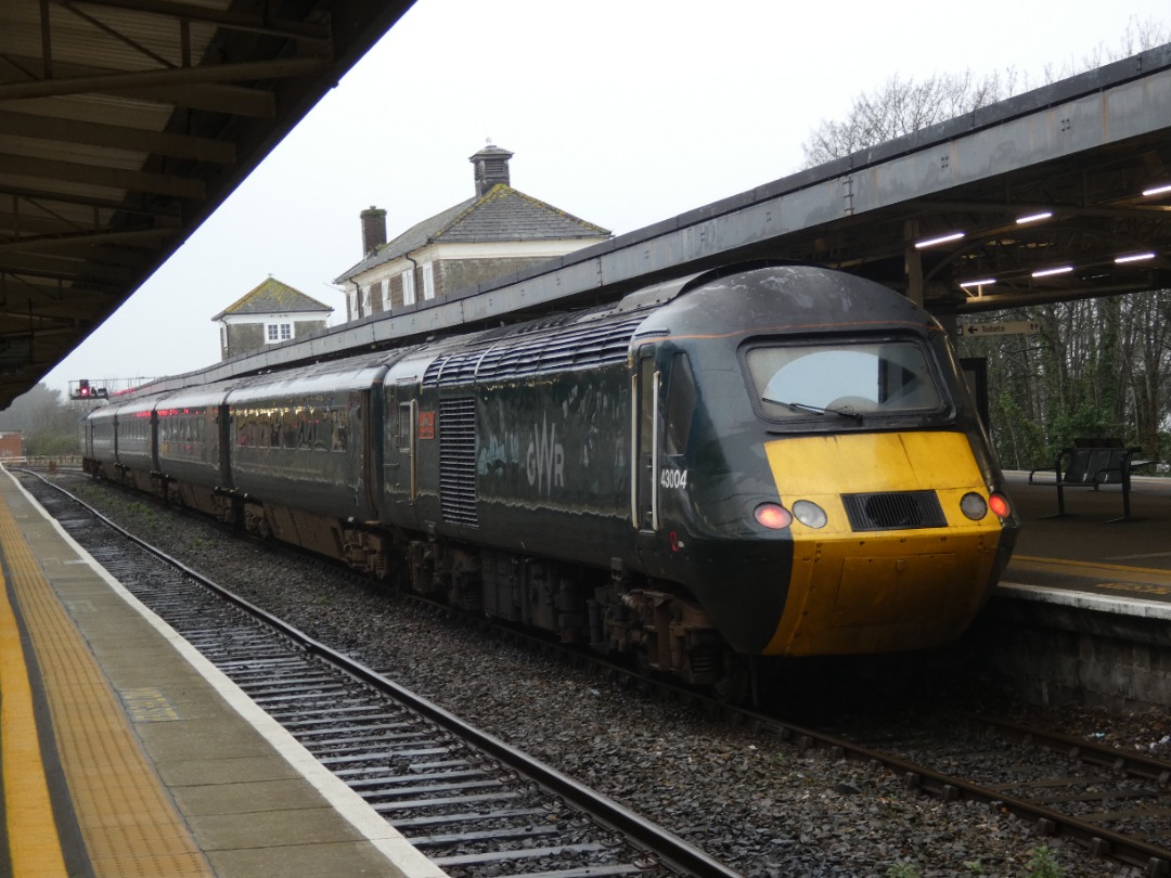 Jacobs Train Videos on Train Siding: #43004 is seen at the back of a Great Western Railway service to Penzance idling at Plymouth. Shame these sets are in their
final...
