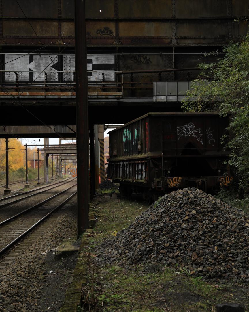Christiaan Blokhorst on Train Siding: These old wagons standing on a old abandoned steel plant. The coal wagons witch were stille loaded with coal are now
moved, these...