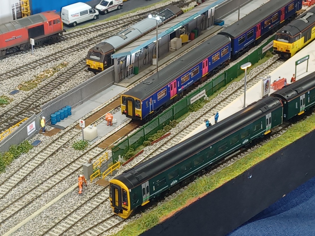 Trainnut on Train Siding: #modelrailway #00gauge #0gauge Some of the many varied model railways in N Gauge, OO Gauge and O Gauge