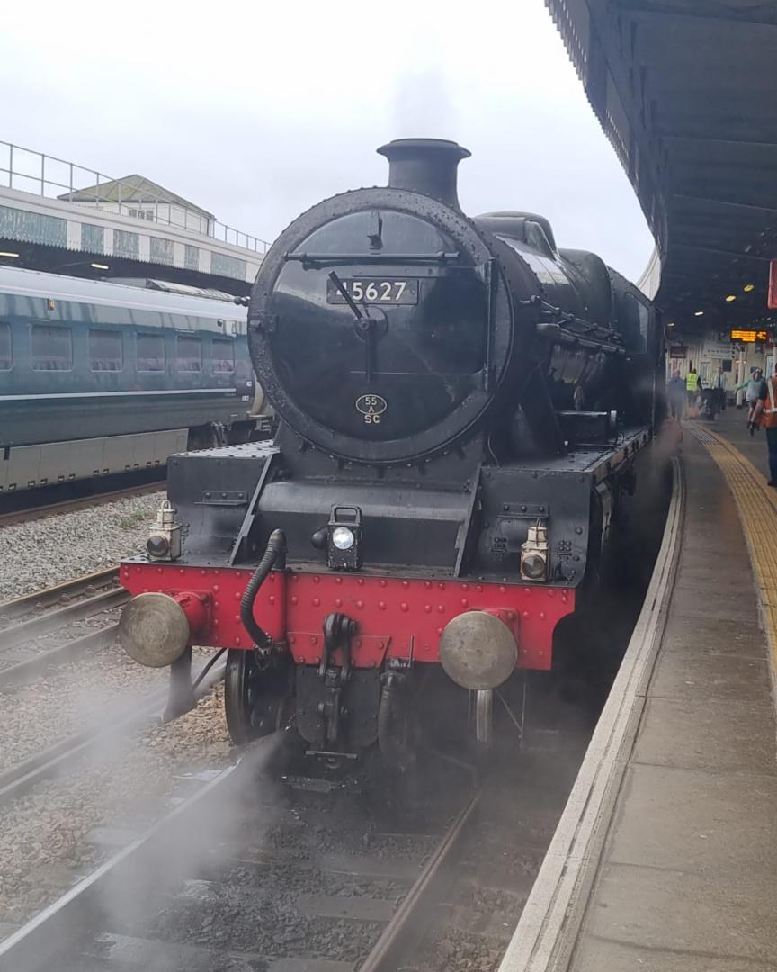 Sar James on Train Siding: Fantastic day out aboard Sierra Leone. Boarded at Slough and took us through to Devon. Very nice mix of new and old on display.
Lovely to...