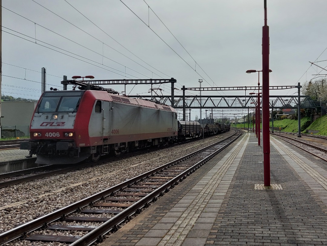 𝙇𝙪𝙭𝙎𝙥𝙤𝙩𝙩𝙚𝙧 on Train Siding: Cfl 4006 passage at the train station in Wasserbillig. It's been a while since the photo was
taken.