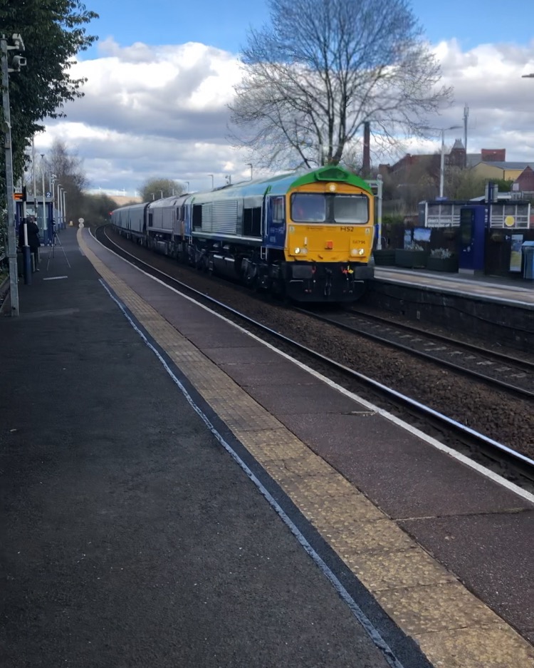 Mark Ogden on Train Siding: 66796-66743 and 60047 on rear on 6M51 Doncaster-Liverpool passing through castleton this afternoon (3/4/22)