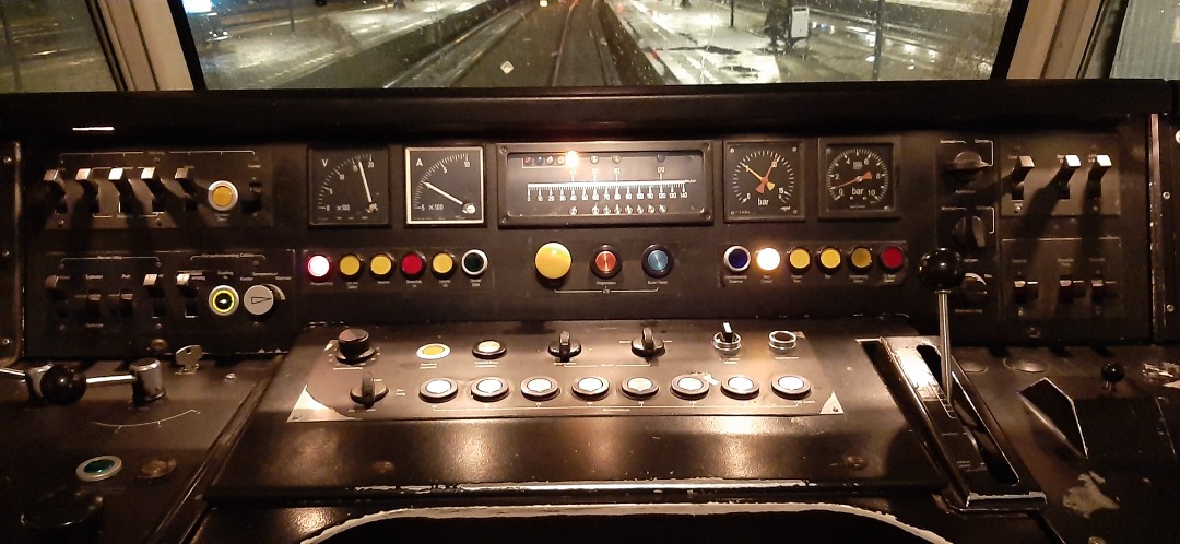 Alexander Veen on Train Siding: Zou dit dan echt de laatste keer zijn dat ik de SGMm 3 de 2966 mag rijden en dat ze uberhaubt nog rijden....