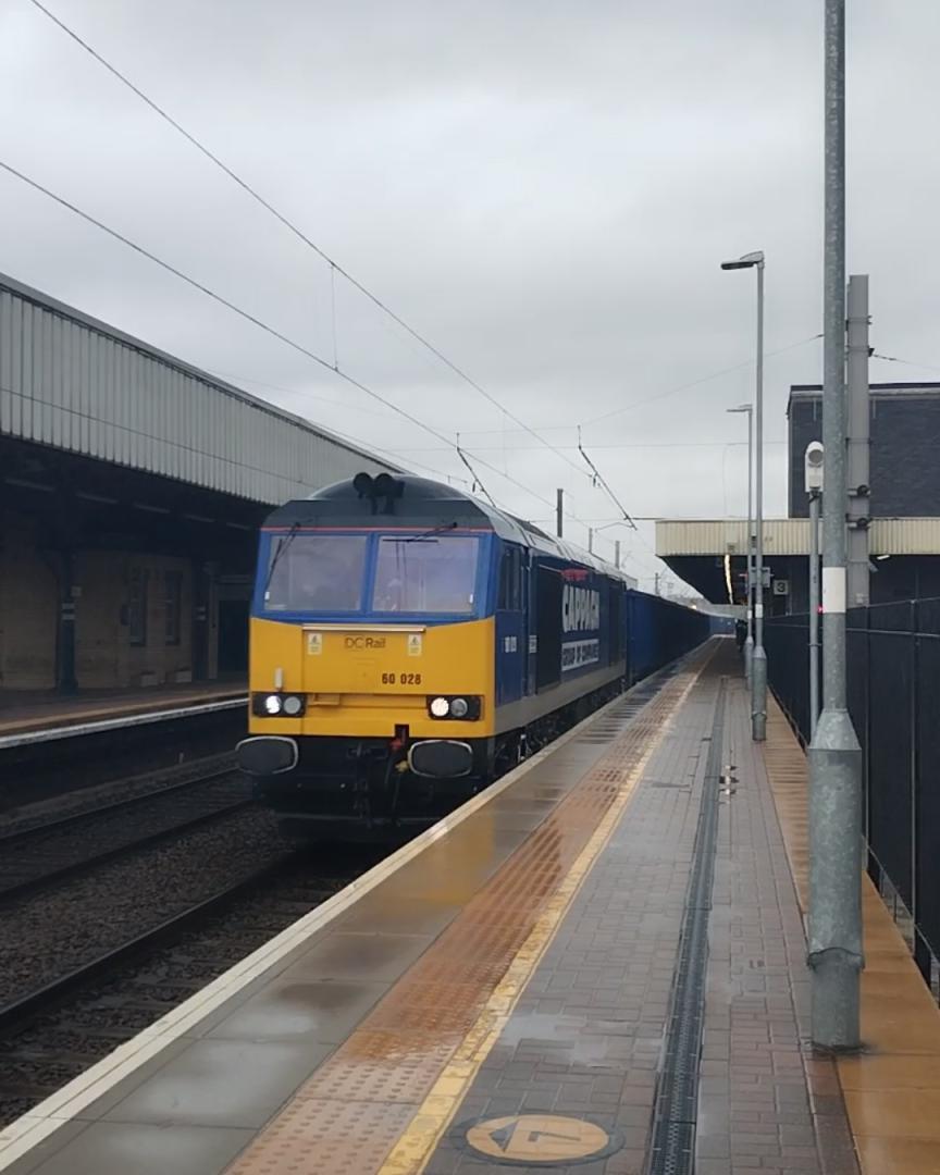 TrainGuy2008 🏴󠁧󠁢󠁷󠁬󠁳󠁿 on Train Siding: Had a great time in Warrington Bank Quay so far, seen 68018, 66787, and 60028! Will be seeing 86259
later on...