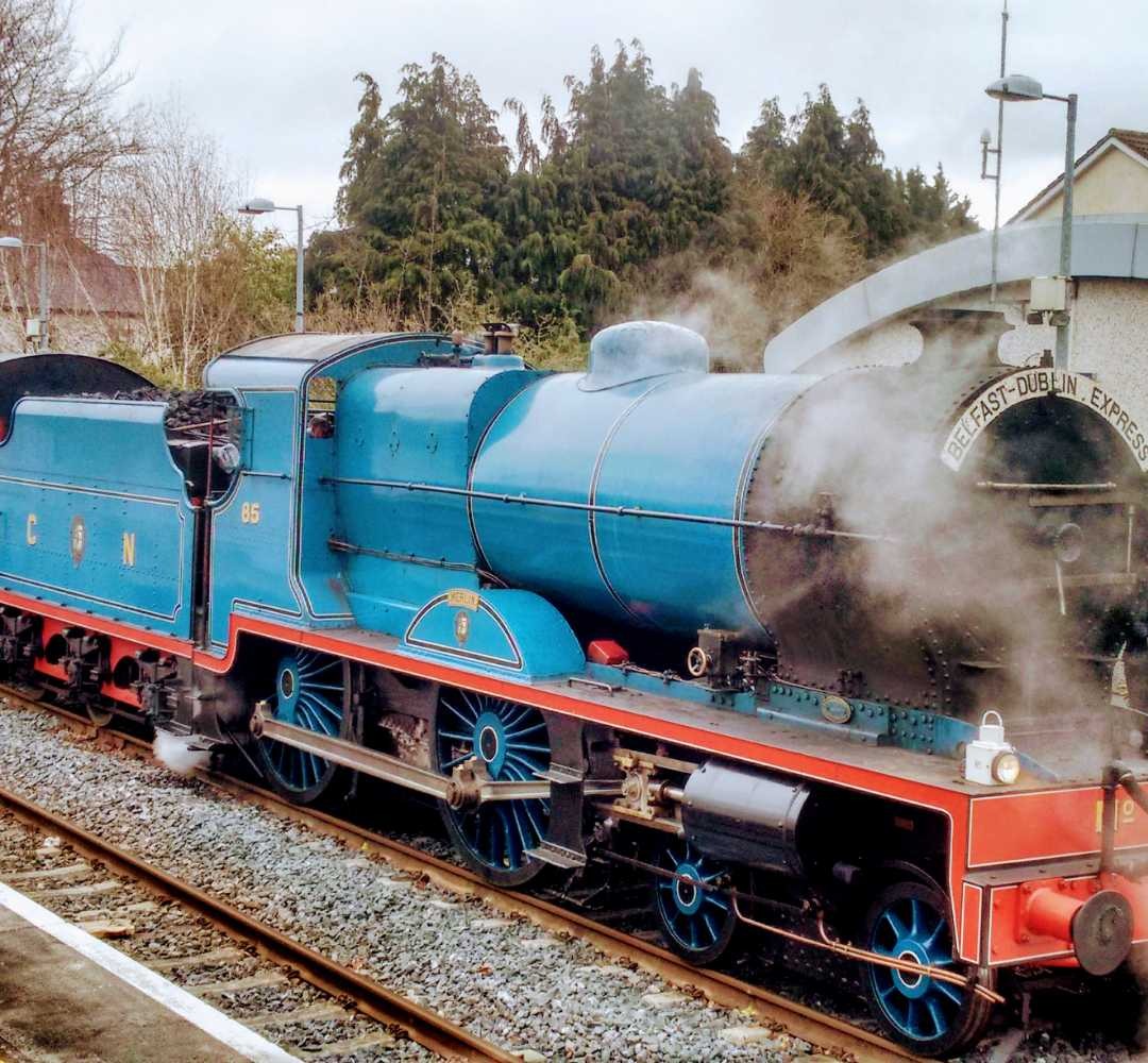 kennystu on Train Siding: Another RPSI trip to Maynooth station, this time with No. 85 "Merlin". Built 1932 by Beyer Peacock & Co. Manchester.
Used for Dublin to...