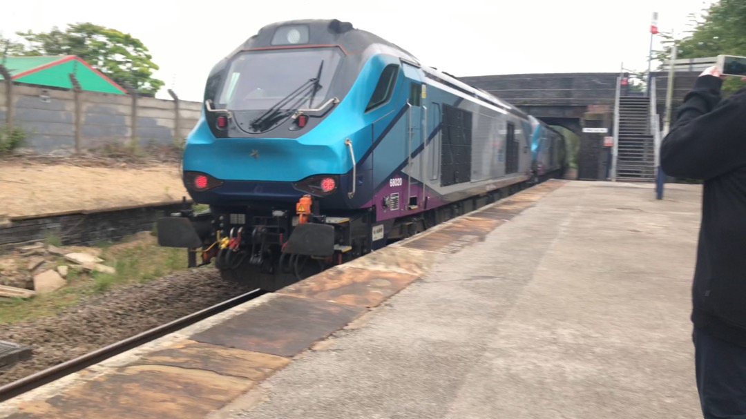 Adam on Train Siding: Here we see 5 TPE 68s: 68031, 68024 , 68029 , 68026 and 68020 working the York - Crewe gresty bridge