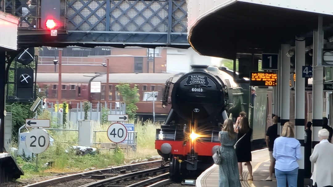 Sar James on Train Siding: #trainspotting #train #steam #station #A3 #Flyingscotsman #flying #scotsman #nigelgresley #gresley