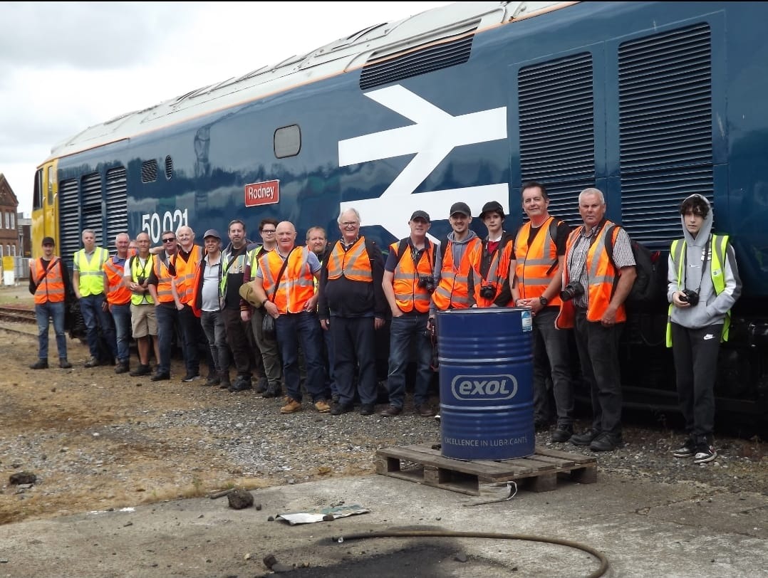 Rail Riders on Train Siding: Yesterday we had an organised visit to Arlington Fleet Services Ltd, Eastleigh Works, in which 30 of our members had a guided
tour.