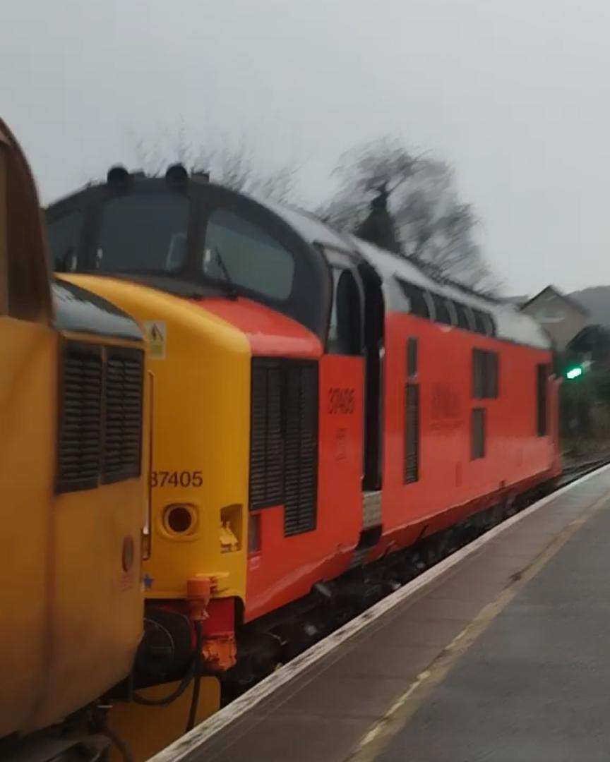 TrainGuy2008 🏴󠁧󠁢󠁷󠁬󠁳󠁿 on Train Siding: What a sendoff to the RHTT. Today was the last day of the Coleham Lmd RHTT service. And to give it a
good...