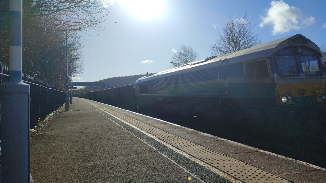 UniversalTransportStudio on Train Siding: 👋🏻 Hello everyone! I hope you're all doing well! Yesterday I visited Saunderton Station 11 days before my
Birthday to...
