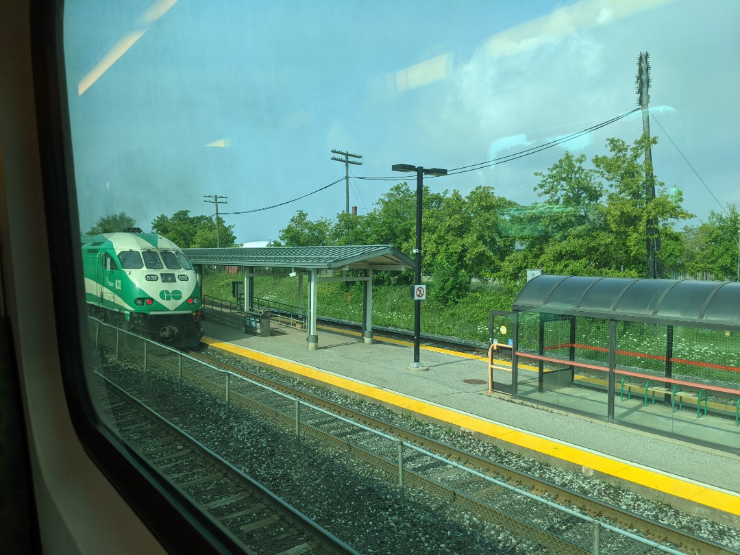 Ryan on Train Siding: A westbound Lakeshore East line service pulling out of ScarboroughGO. (picture taken from the top window of an eastbound service)