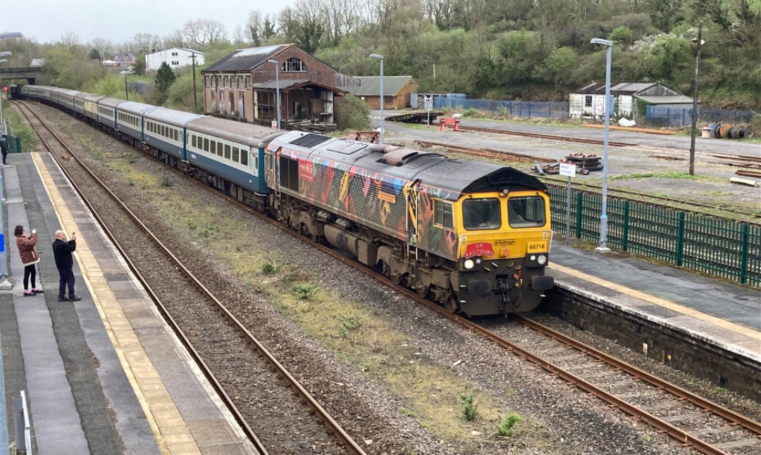 CSH on Train Siding: 66718 leading the Harbourmaster at Haverfordwest, and 66730 at the rear, as it leaves, on 13th May. With 197001 at the station