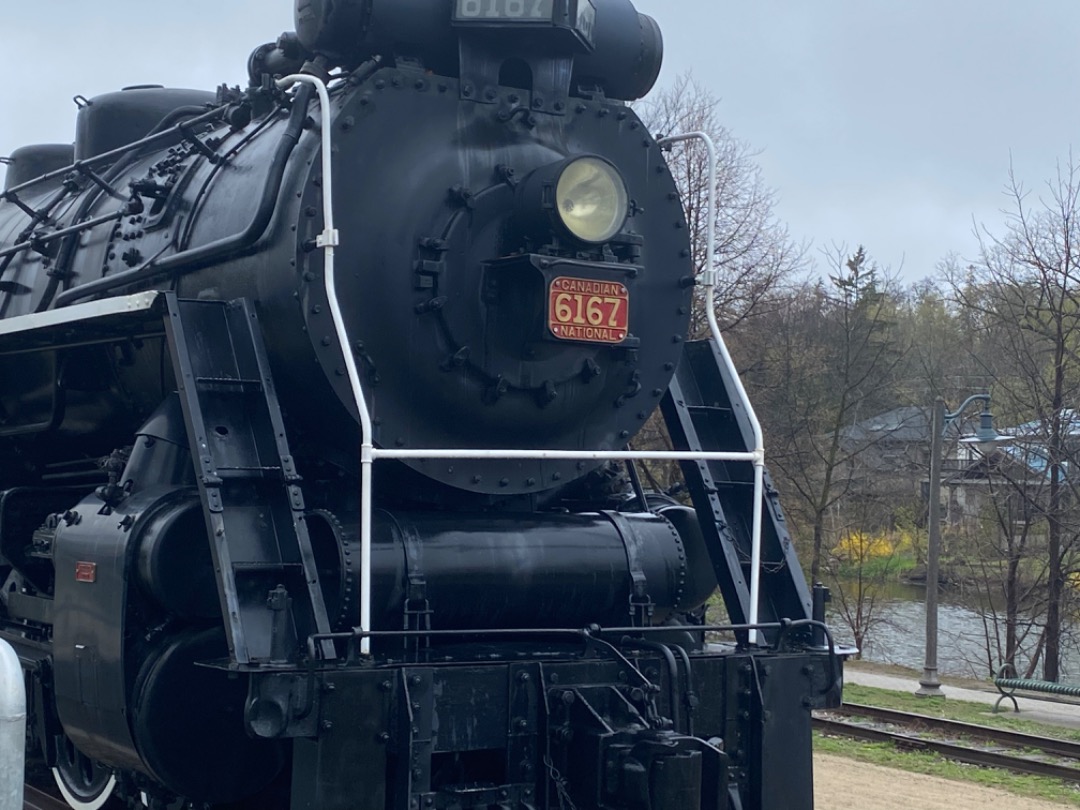 Canadian Modeler on Train Siding: Today I visited Guelph, Ontario for a doors open event hosted by GHRA (Guelph historical railroad association) to see their
progress...