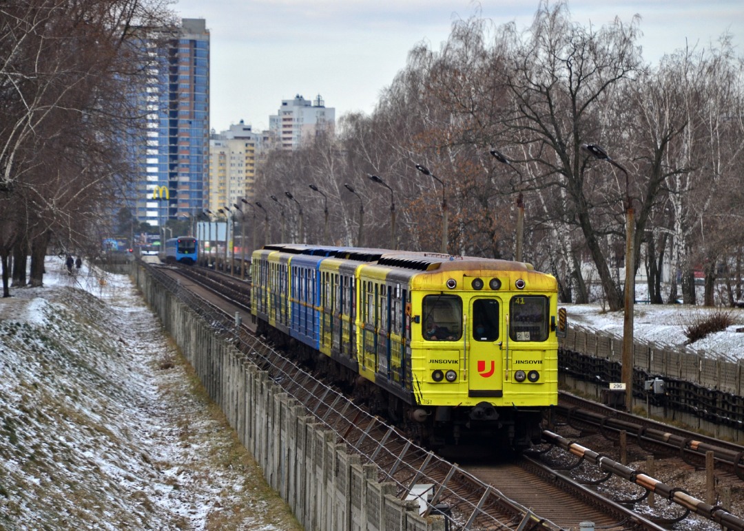 Yurko Slyusar on Train Siding: Subway electric train Ema-502 №7151 at the Darnytsia - Chernihivska stretch. Kyiv.23.03.2021