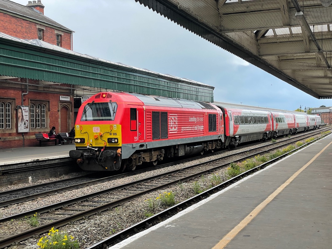 Shaun Jenks on Train Siding: 67015 heading Mk4's and a DVT for the Transport for Wales test run from Cardiff Canton to Chester and return on May 11th. Seen
here...