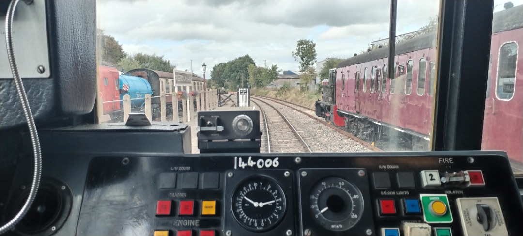 TrainGuy2008 🏴󠁧󠁢󠁷󠁬󠁳󠁿 on Train Siding: What an amazing day it's been today! Visited the Cambrian Heratige Railway in Oswestry for some
Pacer action...