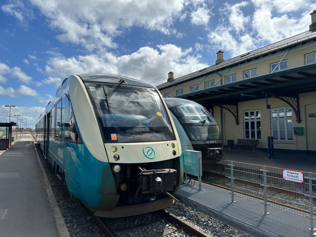Vincent Hunink on Train Siding: Finally I managed a ride on the Struer-Ribe line in Northern Jutland DK. Simple Arriva diesels, great views. (I posted this
before on a...