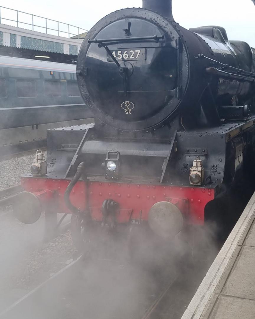 Sar James on Train Siding: Fantastic day out aboard Sierra Leone. Boarded at Slough and took us through to Devon. Very nice mix of new and old on display.
Lovely to...