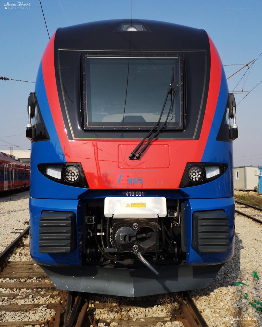 Fabian Vendrig on Train Siding: New #Stadler #Kiss for the #Serbian Railways arrived yesterday in #Serbia, here at the depot #Zemun. They will start driving
with 200...