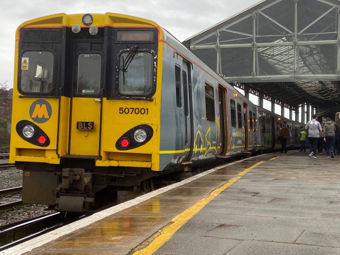Ross McCall on Train Siding: 508134 and 507001 as part of the BLS Merseyrail Underground and Overground Explorer, with the added Plush PEP that we made at
Southport...