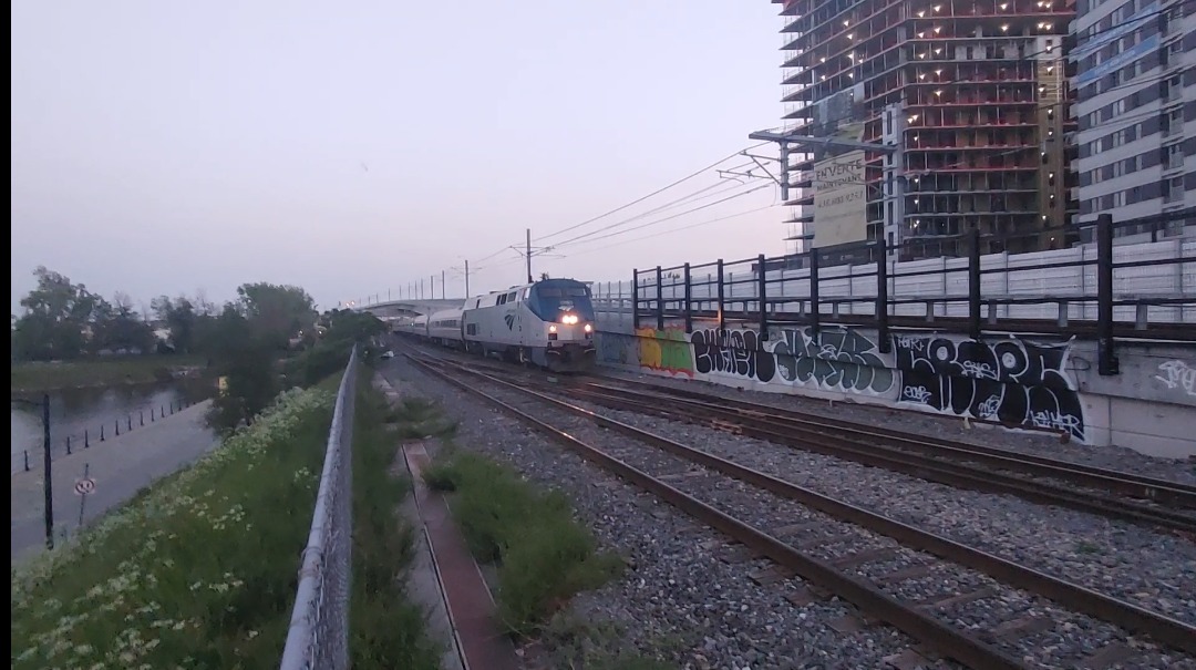 Chris. H on Train Siding: Amtrak Adirondack #Train 69 Seen Arriving at Montréal's Gare Centrale with two (2) Northern Pacific Dome cars built in the
mid 1950s.