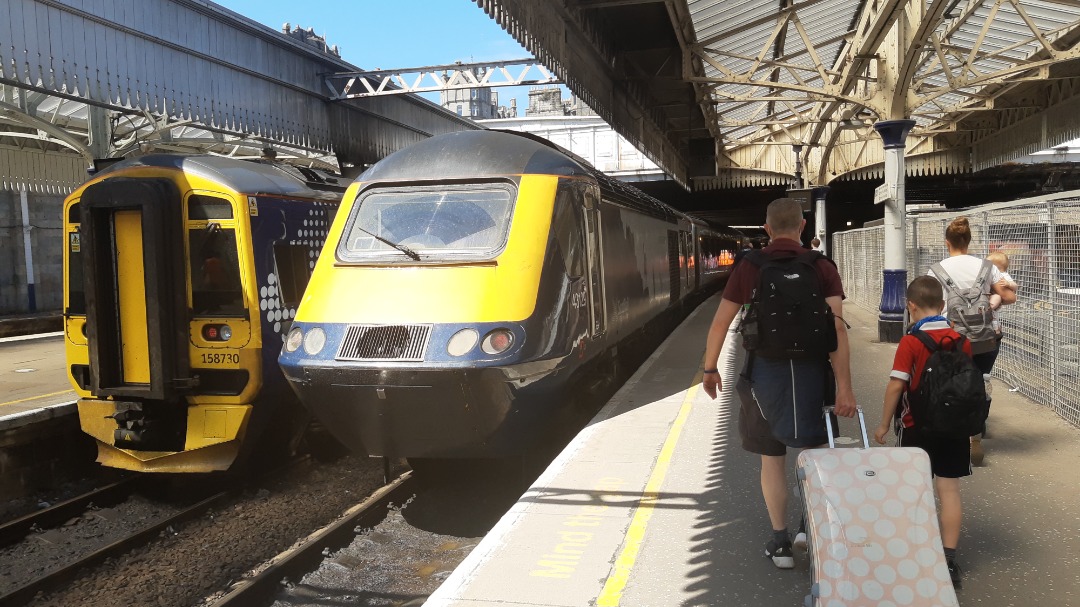Arthur de Vries on Train Siding: ScotRail HST with refurbished Mark 3 coaches next to another ScotRail train in Aberdeen station.